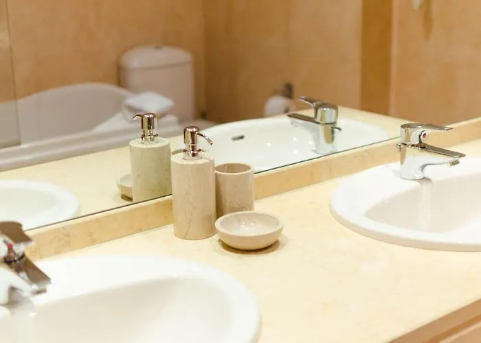 アパート Guestready - Sleek W/ Balcony In Graca