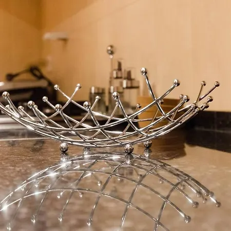 Guestready - Sleek W/ Balcony In Graca * Lisboa