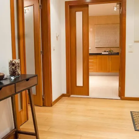 Apartment Guestready - Sleek W/ Balcony In Graca *