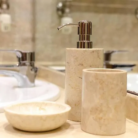 Guestready - Sleek W/ Balcony In Graca Apartamento